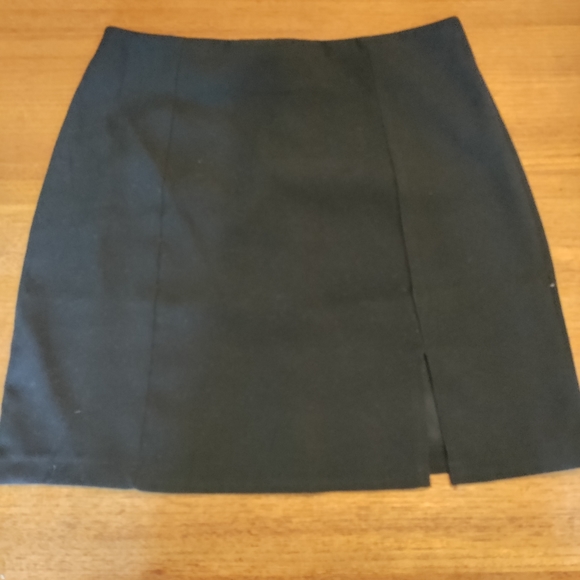 SHEIN Dresses & Skirts - ✨ 5/$15 Shein Faux Suede Black Mini Skirt with Slit